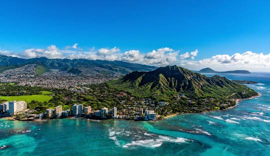 Oʻahu: The Gathering Place with a Rich History and Cultural Legacy